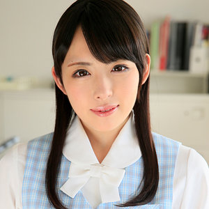 【FANZAの素人エロ動画】IKUMI｜ako520