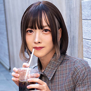 【FANZAの素人エロ動画】リイサ 2｜bini447
