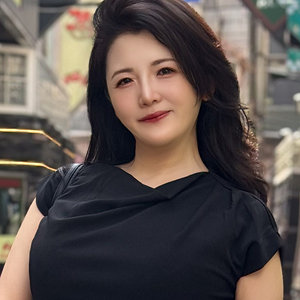 【FANZAの素人エロ動画】すずかさん｜htut678