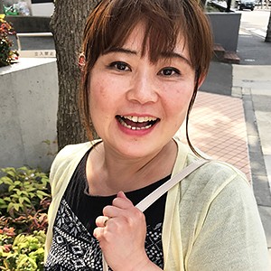 【FANZAの素人エロ動画】まい｜kmtu060