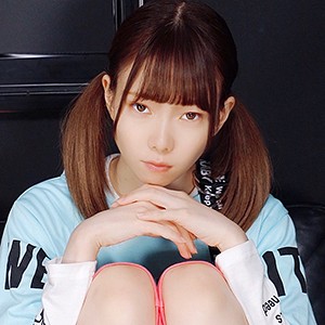 【FANZAの素人エロ動画】りさ｜moj005