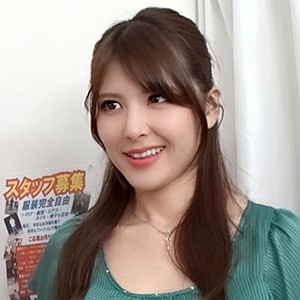 【FANZAの素人エロ動画】れい｜pwife673