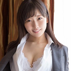 【FANZAの素人エロ動画】みおり｜scute925