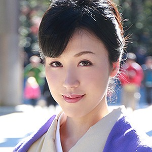 【FANZAの素人エロ動画】三浦翔子｜mywife272